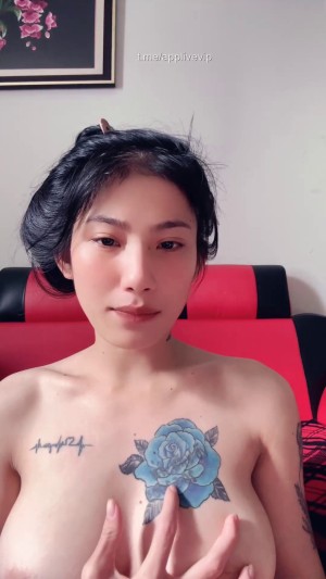 Bảo Trân 2k4 liveshow full mặt nghịch bướm, nặn vếu nè anh em – Hot Tiktoker Huynhbaotran