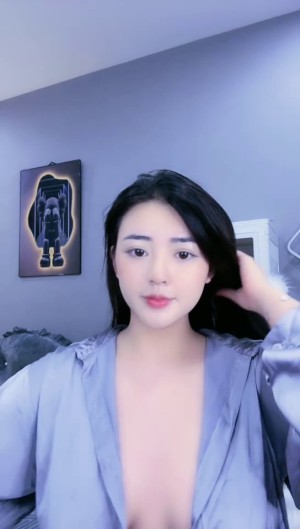 Full clip live Vy Baby Hải Phòng nhảy sexy cởi sạch quần áo – Vybaby