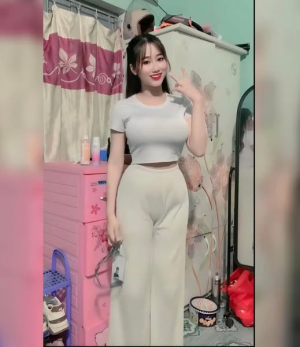 Ngọc Nhi cô HR vú to LG Display full clip khóa phòng – Huệ Pikachu LIVE