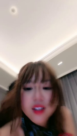Đến giờ cưỡi ngựa doggy cùng Su Chibi nào anh em ơi – clipphot cc